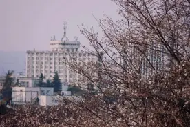 惊艳！高清大图来袭！这所湖北超美高校，春色满园，宛如仙境！图片
