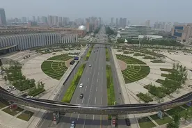 新乡的“首座”过街天桥到底在哪里？图片