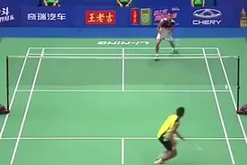 李宗伟懵了，裁判也懵了！林丹：我都不知道这球我打回去了图片