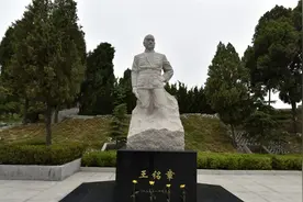 抗日名将，川军英雄，誓死保卫滕县，为台儿庄大捷奠定了基础图片