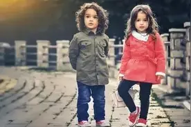 “妈妈，杜蕾斯是什么？”面对这些问题，父母的态度比答案更重要图片