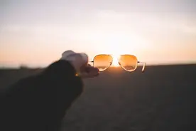 一个女人身上如果有这三种表现，说明有很多男人图片