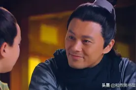 民间故事：小光棍夜遇女子，在人家院子里小便，没想到救了自己命图片