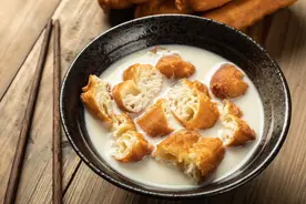 打豆浆，黄豆不能直接打浆，多加1小步，豆浆更香浓，细腻无残渣图片
