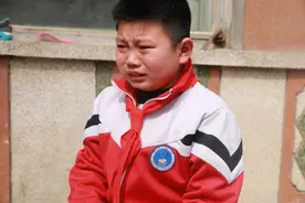 男子得知儿子重疾来自妻子遗传后悄然出走，女子独守十年顽强救子图片