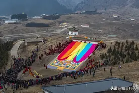 一年一度的郎木寺毛兰姆大法会图片