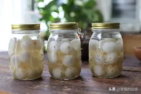 80岁爷爷教自制荔枝酒的配方和步骤，果香醇甜好喝不上头，很简单图片