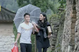 《三重奏》迎最不该来的首批客人，于谦嗨了，却触碰了谦嫂的底线图片