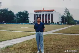 越南散记：瞻仰越南人民的伟大领袖胡志明故居图片