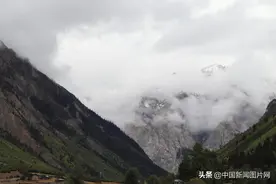 西藏米堆冰川风光图片