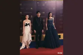165宋祖儿碰上172关晓彤, 站在吴磊身边, 一个娇小一个高挑图片