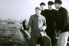 【澄检红色经典故事】毛泽东—“谨防糖衣炮弹”图片