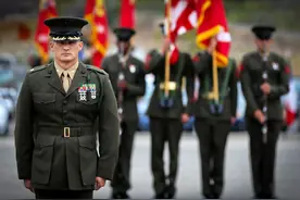 美国海军陆战队的编织腰带，搭配常服不嫌破，还能表示武术段位图片