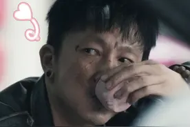 安分教书24年，却因《扫黑风暴》爆红，他是娱乐圈的“扫地僧”？图片