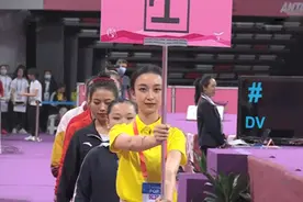 美貌与智慧并存！成都航院空乘专业学子服务全国体操锦标赛获点赞图片