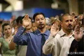重磅！特朗普突然宣布中止移民，国内十万计划移民的，今夜难眠图片