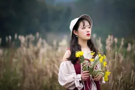 中年女人如此“撩”你，不是在和你开玩笑，而是在暗示你图片