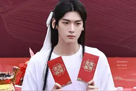 娱乐圈最爱谈恋爱的人：男IDOL，只谈恋爱不搞事业，糊是必然图片