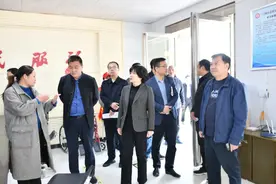 杜娟检查指导创文工作图片