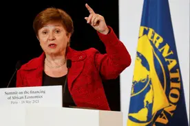 不反华就下台？美扳倒IMF总裁未得逞，轮到英法联手“捅刀”拜登图片