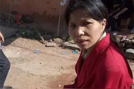 伍继红高考712分考上人大，毕业后生下6个孩子，最后却沦为低保户图片