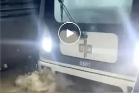 0501号地铁没有终点图片