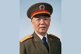 盘点一九八八年授予的十七位中国人民解放军上将的戎装照图片