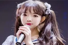 还记得cos涂山苏苏走红的王奕萌吗？卸掉妆容，颜值让人意外图片