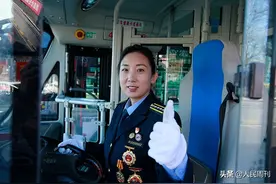 常洪霞：擦亮首都公交名片图片