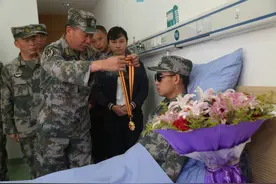 爆炸！失去双目双手 这不是一个普通的残障故事图片