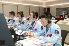 自豪！优质偶像同框了图片