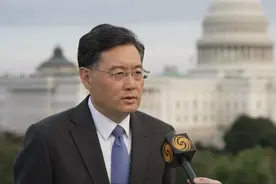 秦刚：美方这样内卷累不累？为何不“双减”一下呢？图片