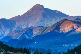 独闯大稠顶，在1626米巨石阵航拍广东野蛮高峰图片