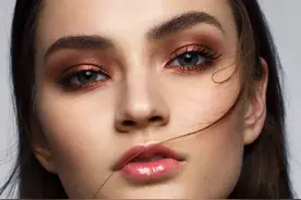 SOPHIE-非常吸引力的美女模特图片