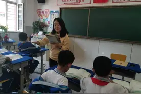 苏日娜：语言通，心则通图片