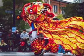 送住房、送旅游、送观影……就地过年也精彩！各地纷纷献大招图片
