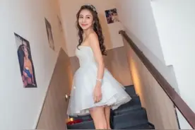 恭喜！“千年一遇美女”要嫁人，网红高钰雯30岁生日被男友求婚图片