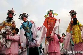 民间老话：头无油，脚无汗，到老也是穷光蛋，揭示了什么道理？图片