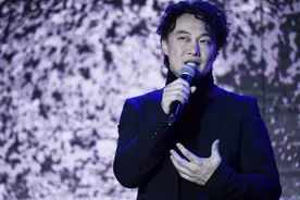 你知道陈奕迅《十年》里如果那两个字没有颤抖到底是哪两个字吗？图片