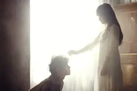 一张“等我”的纸条，让狼少年苦等47年，再见时，她早已为人妇图片