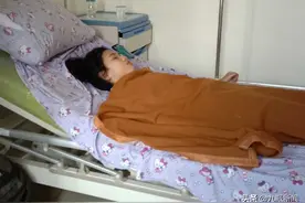 印尼女孩沉睡13天不醒：“睡美人”才不是童话图片