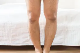 腿毛长且浓密的男性，欲望一般很强烈？答案不尽然图片
