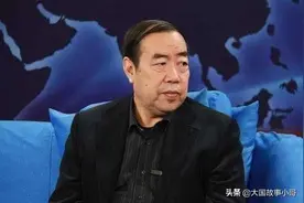 著名作家贾平凹，妻子比他小17岁，与丈夫前任处成了好姐妹图片