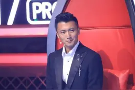 张柏芝被追讨千万，港媒直击其母开网约车谋生，订单惨淡愁容满面图片