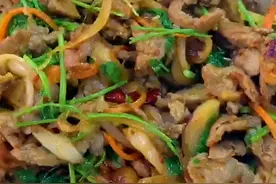东北老妹儿丨干煸牛肉这样做，老人也不担心咬不动图片