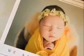 李亚男晒二胎女儿满月写真集，小公主清秀甜美，模样越来越像妈妈图片