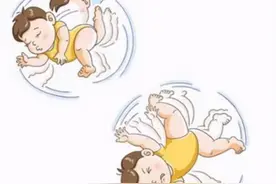 你家孩子睡觉是不是也爱滚来滚去的呢？除了热，还可能有其他苦衷图片