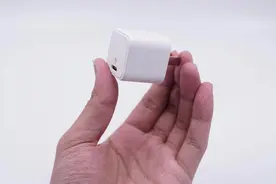 苹果5W充电器的大小，27W的性能，辉越光电27W充电器评测图片