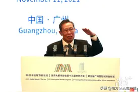 这两天，钟南山张文宏相继发声图片