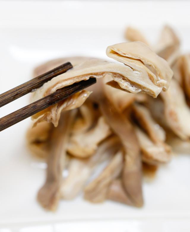 猪肚花胶功效与作用及食用方法 2026年猪肚花胶功效与作用及食用方法视